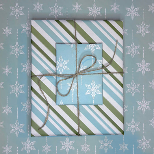 Double Sided Wrapping Paper in Snowflake-Stripe